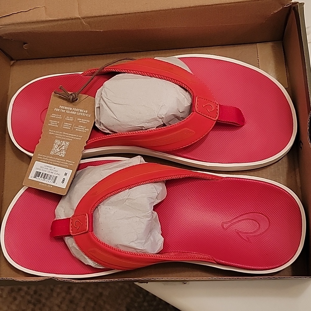 Olukai Mens Size 8 Red Lava Island